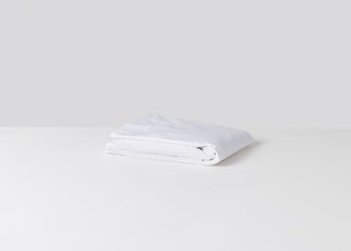 Bed sheet white