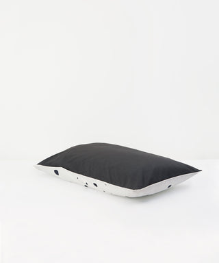 Printed grey and white spotty bed linen - Tencel pillowcase
