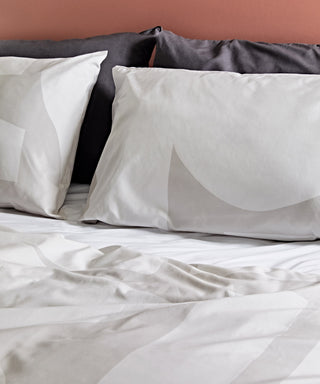 Printed grey bed linen with abstract pattern - Tencel duvet set